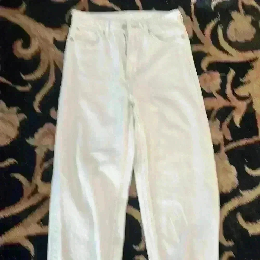 &Denim, women’s white, size 4 , loose straight, high waist​